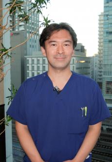 秋葉原UDX歯科クリニック　院長　明石 学